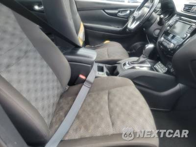 2022 Nissan Rogue Sport SV - zdjęcie 8 z 26 - miniatura