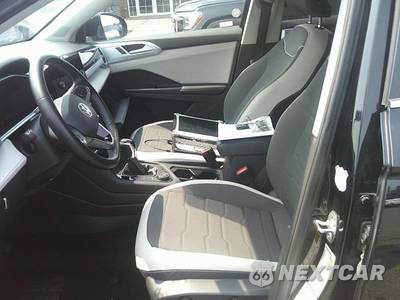 2025 Volkswagen Taos SE - zdjęcie 8 z 27 - miniatura