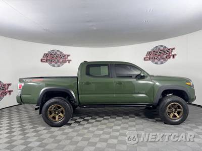 2022 Toyota Tacoma TRD Off-Road Crew Cab Medium Bed - zdjęcie 8 z 47 - miniatura