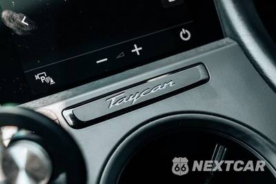 2022 Porsche Taycan GTS - zdjęcie 40 z 50 - miniatura
