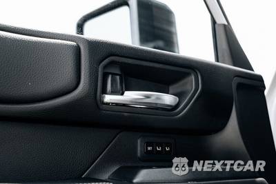 2025 Toyota Land Cruiser - zdjęcie 22 z 50 - miniatura