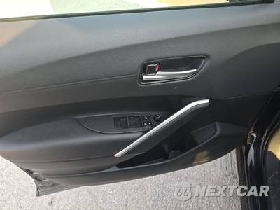 2024 Toyota Corolla Cross Hybrid XSE - zdjęcie 9 z 22 - miniatura