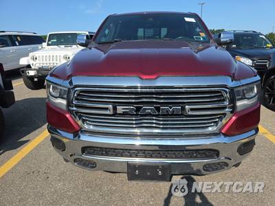 2023 Ram 1500 Laramie Crew Cab Short Bed - zdjęcie 2 z 31 - miniatura