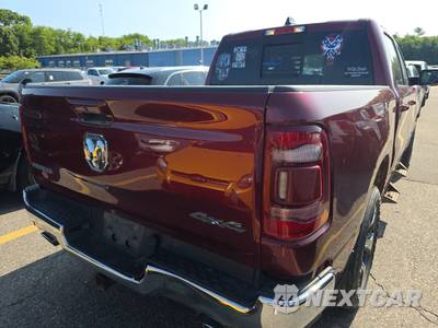 2023 Ram 1500 Laramie Crew Cab Short Bed - zdjęcie 4 z 31 - miniatura