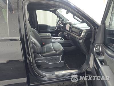 2026 Ford Super Duty F-450 Platinum Crew Cab Long Bed DRW - zdjęcie 8 z 18 - miniatura