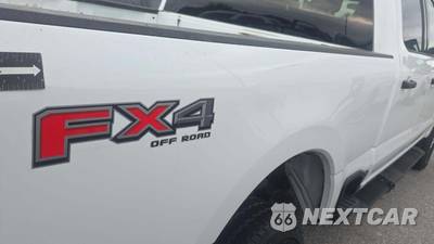 2025 Ford Super Duty F-250 XLT Crew Cab Medium Bed - zdjęcie 18 z 32 - miniatura