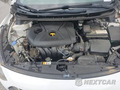 2015 Hyundai Elantra GT Hatchback - zdjęcie 15 z 28 - miniatura