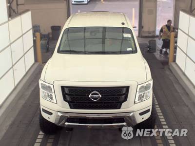 2020 Nissan TITAN XD SV Crew Cab Medium Bed - zdjęcie 2 z 25 - miniatura