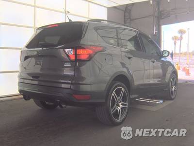 2019 Ford Escape SEL - zdjęcie 4 z 23 - miniatura