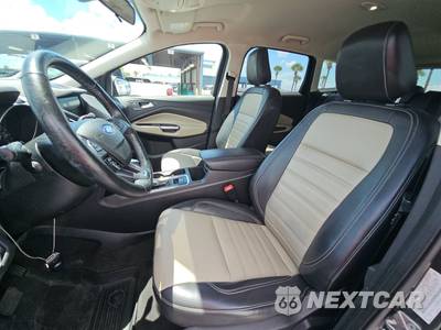2019 Ford Escape SEL - zdjęcie 7 z 23 - miniatura