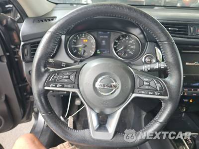 2018 Nissan Rogue SV - zdjęcie 10 z 41 - miniatura