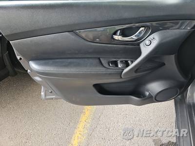 2018 Nissan Rogue SV - zdjęcie 9 z 41 - miniatura