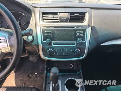 2017 Nissan Altima 2.5 S - zdjęcie 11 z 47 - miniatura