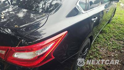 2017 Nissan Altima 2.5 S - zdjęcie 27 z 47 - miniatura