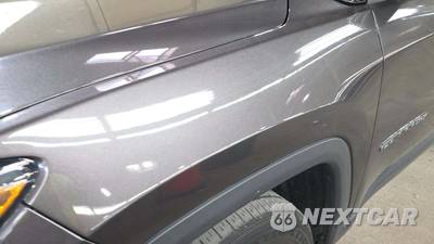 2020 Jeep Compass Latitude - zdjęcie 23 z 30 - miniatura