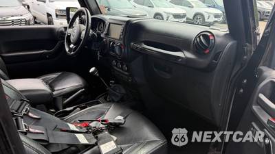 2016 Jeep Wrangler Unlimited Hard Rock Edition - zdjęcie 9 z 12 - miniatura