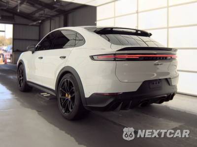 2024 Porsche Cayenne Turbo GT - zdjęcie 8 z 25 - miniatura