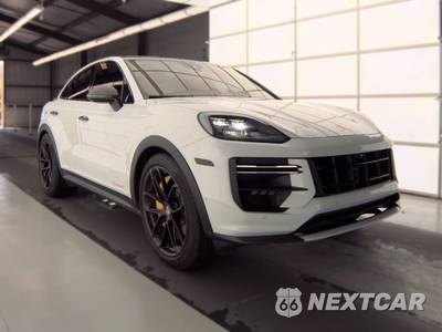 2024 Porsche Cayenne Turbo GT - zdjęcie 4 z 25 - miniatura