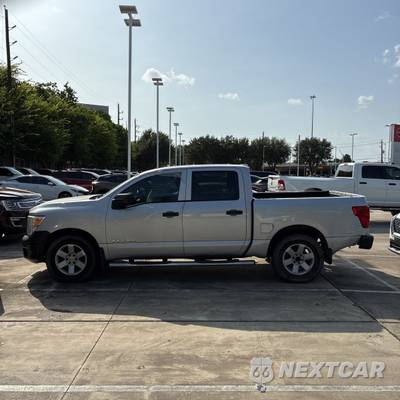 2018 Nissan TITAN S Crew Cab Short Bed - zdjęcie 5 z 13 - miniatura