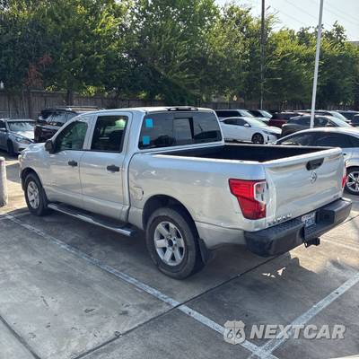 2018 Nissan TITAN S Crew Cab Short Bed - zdjęcie 7 z 13 - miniatura
