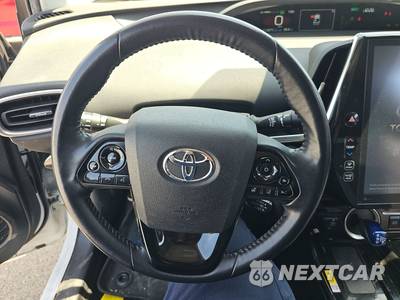 2021 Toyota Prius Prime Limited - zdjęcie 10 z 24 - miniatura
