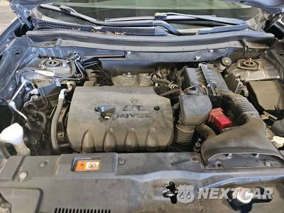 2015 Mitsubishi Outlander SE - zdjęcie 16 z 36 - miniatura