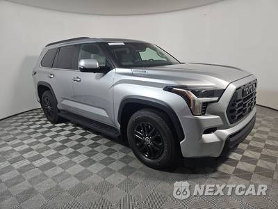 2024 Toyota Sequoia SR5 - zdjęcie 3 z 25 - miniatura