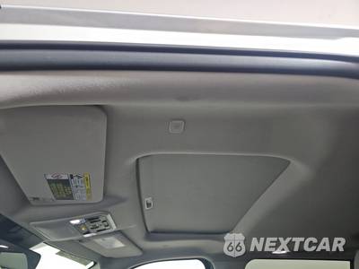 2024 Toyota Sequoia SR5 - zdjęcie 22 z 25 - miniatura