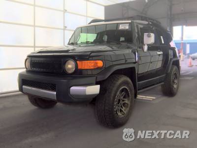 2010 Toyota FJ Cruiser w/Rear Doors - zdjęcie 1 z 41 - miniatura