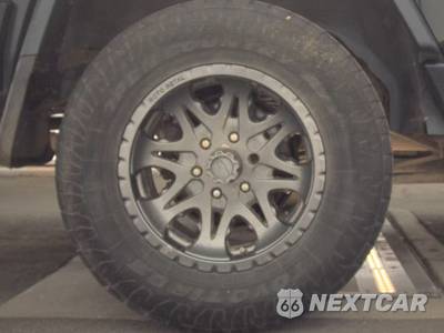 2010 Toyota FJ Cruiser w/Rear Doors - zdjęcie 11 z 41 - miniatura
