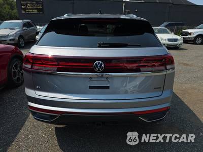 2025 Volkswagen Atlas Cross Sport 2.0T SE w/Technology - zdjęcie 5 z 22 - miniatura