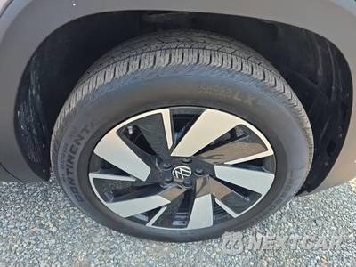 2025 Volkswagen Atlas Cross Sport 2.0T SE w/Technology - zdjęcie 9 z 22 - miniatura