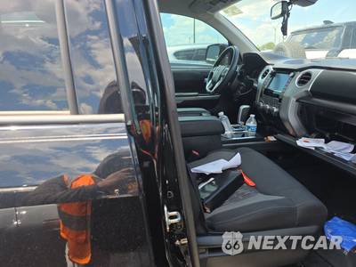 2020 Toyota Tundra SR5 Crew Cab Short Bed - zdjęcie 8 z 29 - miniatura