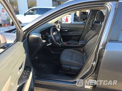 2025 Nissan Kicks SV - zdjęcie 7 z 26 - miniatura