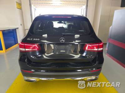 2016 Mercedes-Benz GLC 300 - zdjęcie 5 z 38 - miniatura