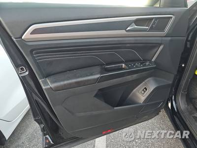 2020 Volkswagen Atlas Cross Sport 2.0T SEL - zdjęcie 9 z 32 - miniatura