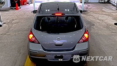 2007 Nissan Versa 1.8 S Hatchback - zdjęcie 5 z 31 - miniatura