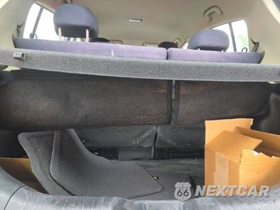 2007 Nissan Versa 1.8 S Hatchback - zdjęcie 16 z 31 - miniatura