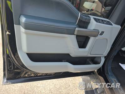 2022 Ford Super Duty F-250 Limited Crew Cab Medium Bed - zdjęcie 9 z 31 - miniatura