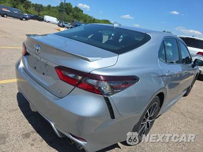 2023 Toyota Camry SE - zdjęcie 4 z 31 - miniatura