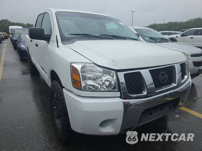 2014 Nissan TITAN SV Crew Cab Short Bed - zdjęcie 3 z 44 - miniatura