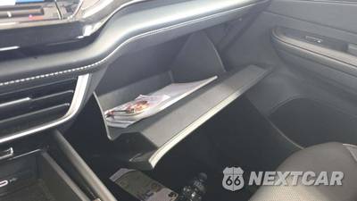 2025 Volkswagen Atlas 2.0T SE w/Technology - zdjęcie 25 z 34 - miniatura
