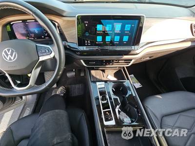 2025 Volkswagen Atlas 2.0T SE w/Technology - zdjęcie 11 z 34 - miniatura