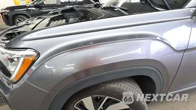 2025 Volkswagen Atlas 2.0T SEL - zdjęcie 37 z 41 - miniatura