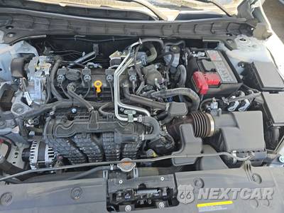 2025 Nissan Altima SR - zdjęcie 15 z 19 - miniatura