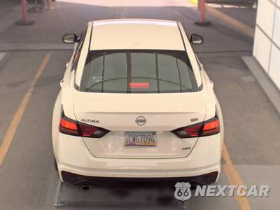 2025 Nissan Altima SR - zdjęcie 5 z 19 - miniatura