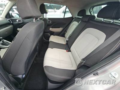 2023 Hyundai Venue SEL - zdjęcie 13 z 28 - miniatura
