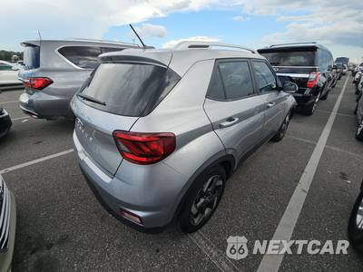 2023 Hyundai Venue SEL - zdjęcie 4 z 28 - miniatura
