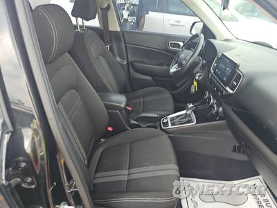 2021 Hyundai Venue SEL - zdjęcie 8 z 26 - miniatura