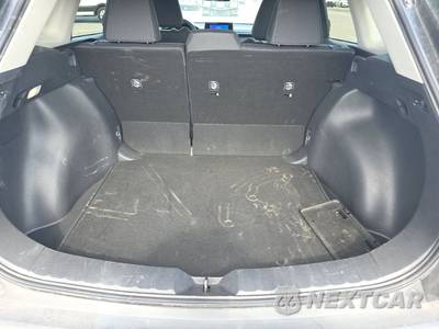 2025 Toyota Corolla Cross LE - zdjęcie 16 z 21 - miniatura